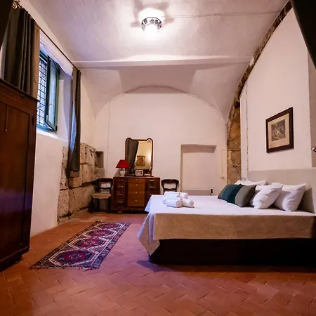 Principe Di Castelnuovo Historical