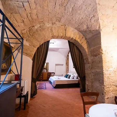 Principe Di Castelnuovo Historical פלרמו