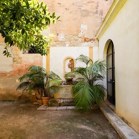 Principe Di Castelnuovo Historical פלרמו