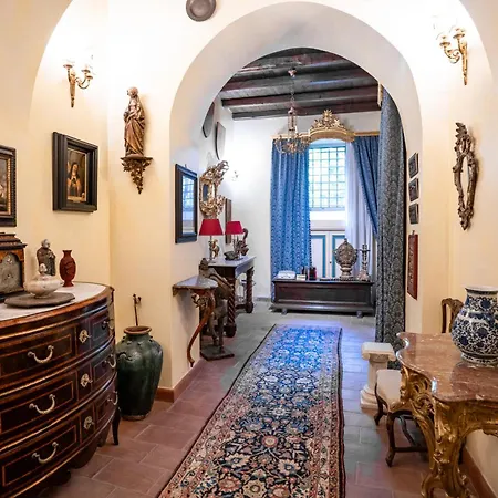 Principe Di Castelnuovo Historical לינה וארוחת בוקר פלרמו